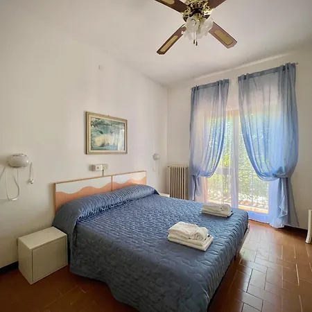 Lorena Hotel